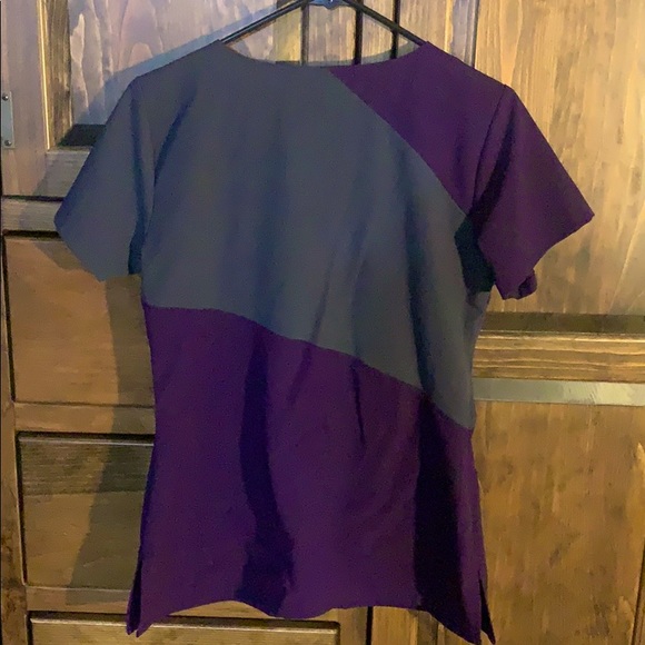 Scrub Set - Picture 3 of 4